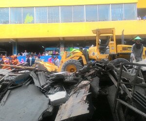 Pembongkaran kios Pasar Klender, Jakarta Timur. (Ifand)