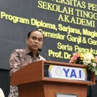 Wakil Menteri Desa Tertinggal, Budi Arie Setiadi saat menghadari wisuda Lembaga Pendidikan Tinggi YAI di Balai Sidang Jakarta Convention Centre (JCC). (ist)